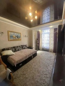 Двустаен имот в кв. Разсадника