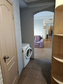 Тристаен имот в кв. Толстой