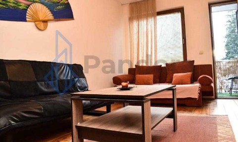 Двустаен апартамент под наем в Центъра