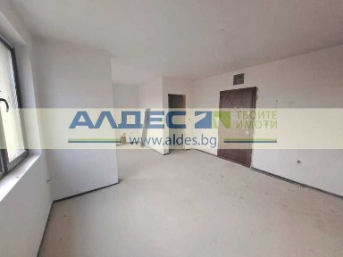 Компактен четиристаен ап. в нова сграда в Сухата Река!