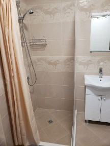 Двустаен апартамент под наем в жк. Тракия