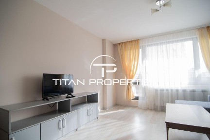 Двустаен апартамент в жк. Христо Смирненски