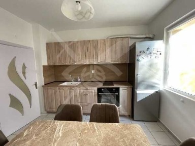 Четиристаен апартамент под наем в Тракия 11817601