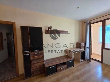 оф. 24819 Двустаен обзаведен/ Кючук Париж