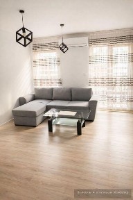 Светъл ДВУСТАЕН апартамент в района на Центъра