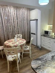 Двустаен имот в кв. Дружба 1