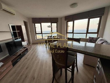 ПАРКОМЯСТО ! Двустаен апартамент под наем - к. к.Златни пясъци