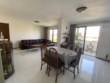 Четиристаен апартамент под наем в жк. Христо Смирненски