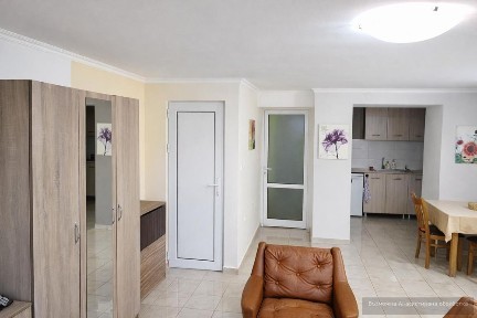 Едностаен апартамент под наем в жк. Остромила