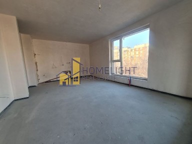 Тристаен апартамент в кв. Люлин 2