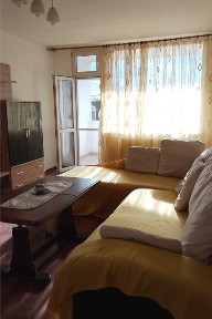 Голям обзаведен двустаен апартамент в кв. Обеля 2, 80 кв. м.