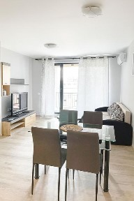 Двустаен апартамент в жк. Христо Смирненски