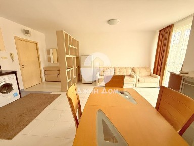 Двустаен апартамент с НИСКА ТАКСА в к-с Бътерфлай, Свети Влас