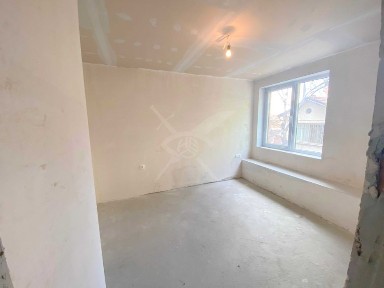 Двустаен апартамент Южен пред Акт 16 96030