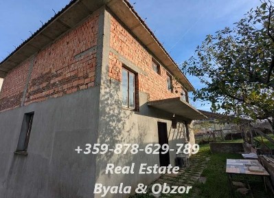 Голяма каъща с морска гледка в гр. Обзор