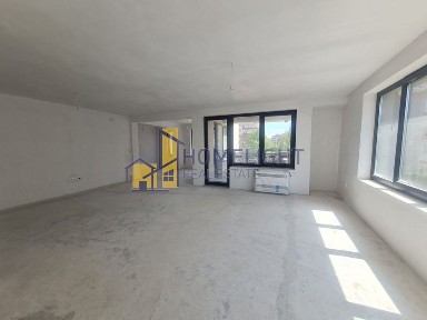 Четиристаен апартамент в кв. Манастирски ливади - Запад