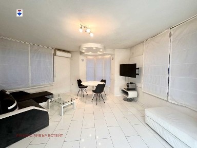 Двустаен апартамент за продажба ТОП център гр. Русе