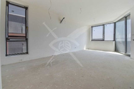 Тристаен апартамент в кв. Кръстова вада № 572-19018