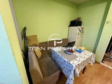 Двустаен апартамент за продажба в Центъра