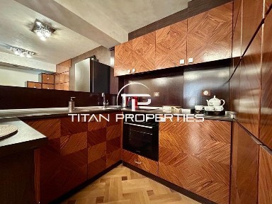 Уникален четиристаен апартамент в район Западен