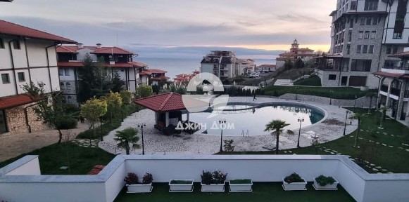 Едностаен апартамент с ПАНОРАМА МОРЕ в к-с „Етъра 4“, гр. Свети Влас