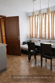 Тристаен апартамент в района на Винс!