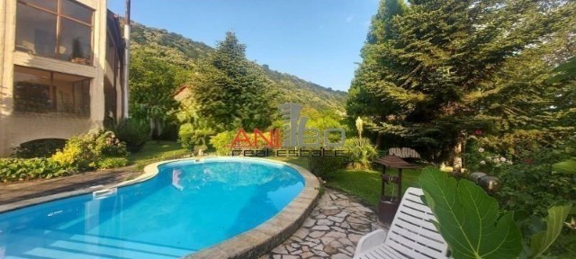 Къща в Варна-Аспарухово площ 310 цена 508000