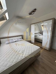 Чисто нов 3 стаен Изгрев