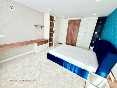 Двустаен апартамент преустроен на тристаен за продажба кв. Здравец