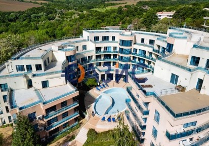 Студио на 1-ви етаж, комплекс Аквамарин, Обзор, България - 41,92 кв. м.