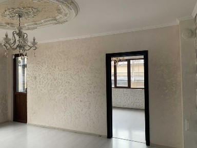 ПРЕУСТРОЕН тухлен апартамент в КАРЛОВО