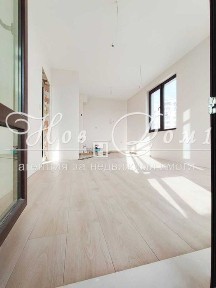 АКТ16 /ДО КЛЮЧ/ В Сърцето на Кайсиева Градина / Отлични параметри