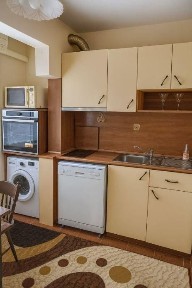 Двустаен апартамент в района на Базар Левски!