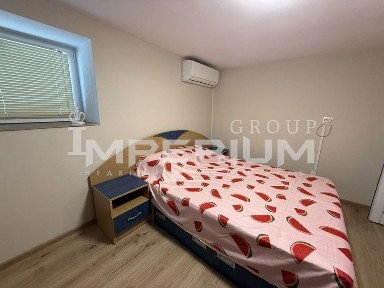 Двустаен апартамент под наем Колхозен пазар, гр. Варна