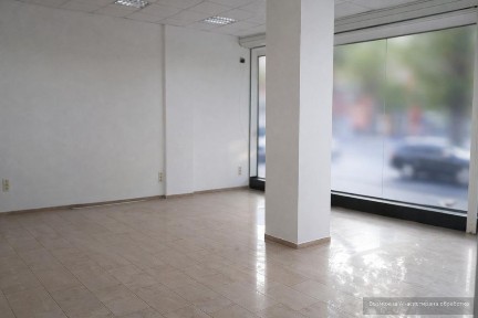 Магазин под наем в Център