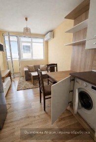 Двустаен апартамент в района на Център!