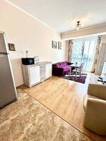 Двустаен, под наем, Лазурен Бряг, ж. к Зорница