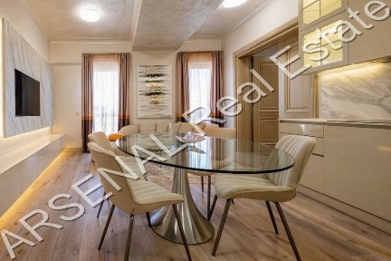 Уникален апартамент под наем, Лозенец