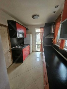 Тристаен апартамент Кючук Париж 96088