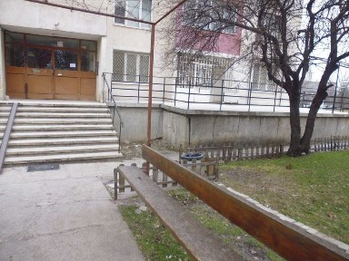 Тристаен апартамент за продажба в ж. к. Люлин 3, гр. София