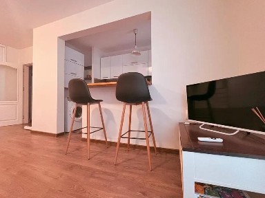 Двустаен, под наем, ж. к Лазур