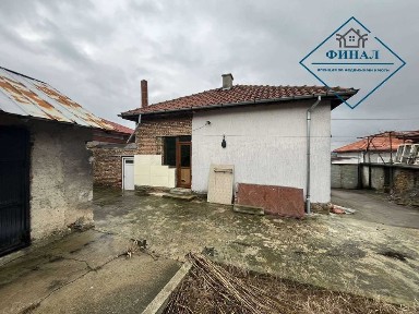 Самостоятелна къща в гр. Велики Преслав