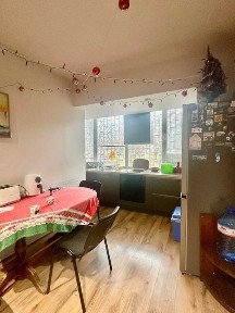 Офис със самостоятелен вход до метро Красно село