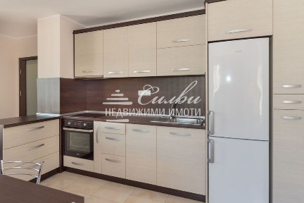 Двустаен ОБЗАВЕДЕН апартамент - Център