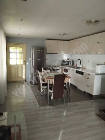 Едноетажна къща в село Климентово