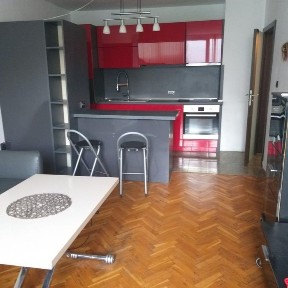 Тристаен, под наем, ж. к Стрелбище