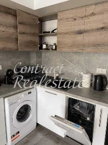 Нов Модерен Обзаведен Младост !