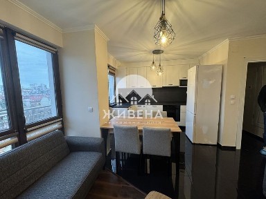 Отдавам под наем 4-стаен мезонет, Колхозен пазар