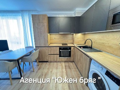 Тристаен луксозен апартамент ново строителство под наем