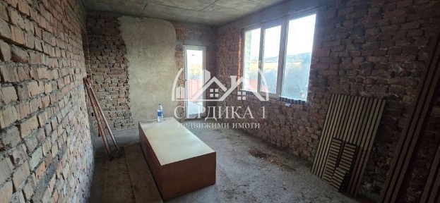 Етаж от къща в София, област-с. Мало Бучино